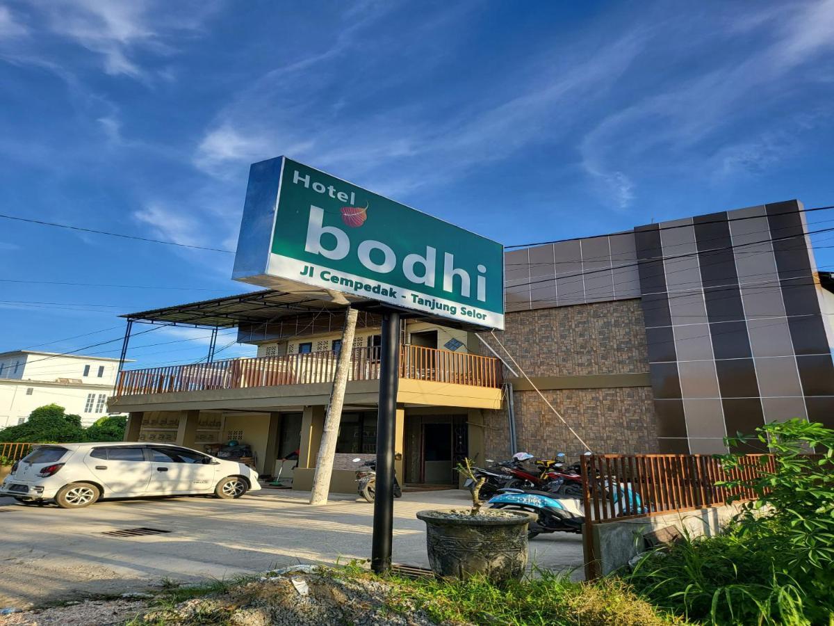 Hotel Bodhi Tanjung Selor Экстерьер фото